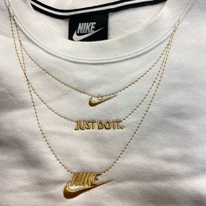 NIKE Jewelry detail pullover